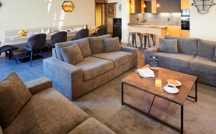 Chalet Cristal 1, Val dIsere, Sofas